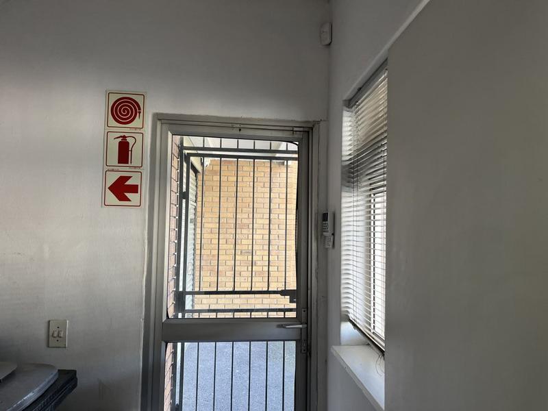 To Let commercial Property for Rent in Montague Gardens Western Cape